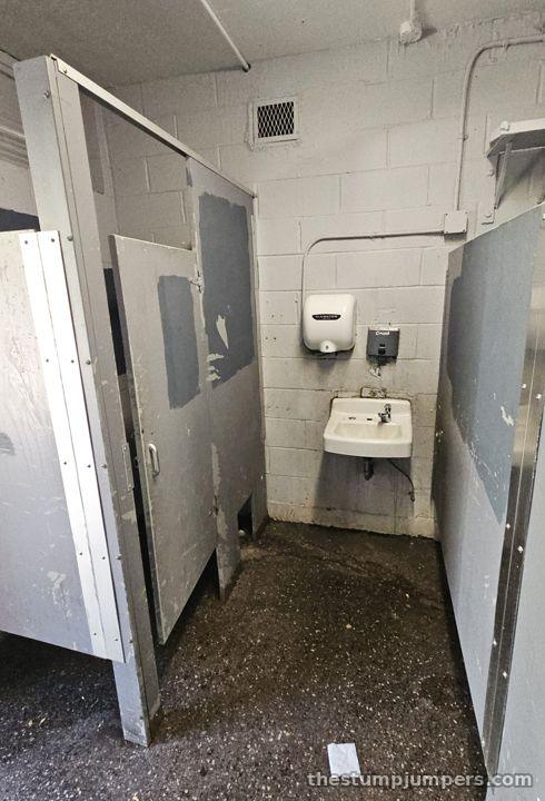 I haven't been to prison yet, but it might be like this.
